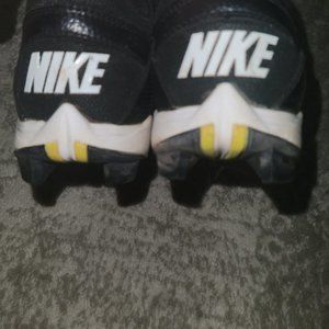 Softball cleats women's nike